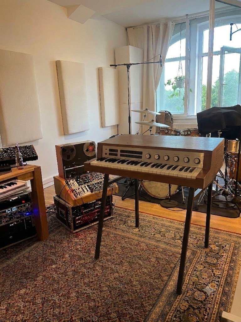 The original Philips Philicorda in the studio
